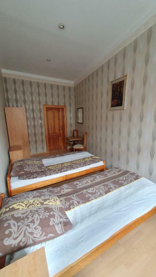 Pokoje Do Wynajecia Piastowska Miedzyrzecz Bagian luar foto