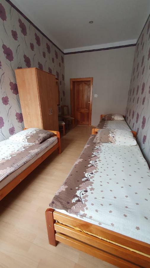 Pokoje Do Wynajecia Piastowska Miedzyrzecz Bagian luar foto