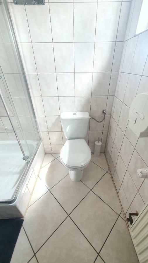 Pokoje Do Wynajecia Piastowska Miedzyrzecz Bagian luar foto